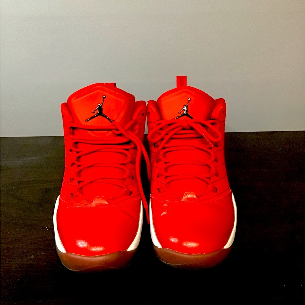 Jordan’s Red men size 8 1/2